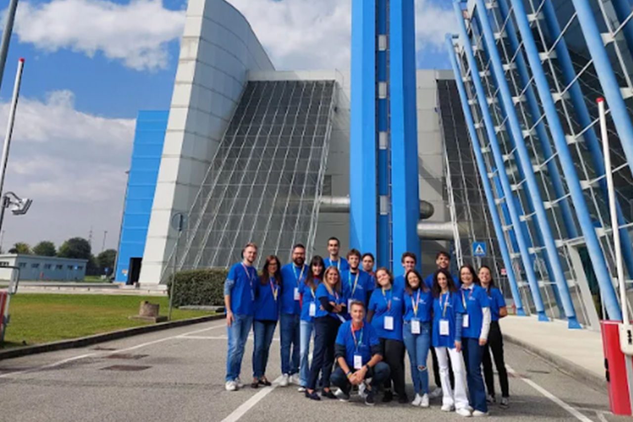 persone in visita al trm di torino