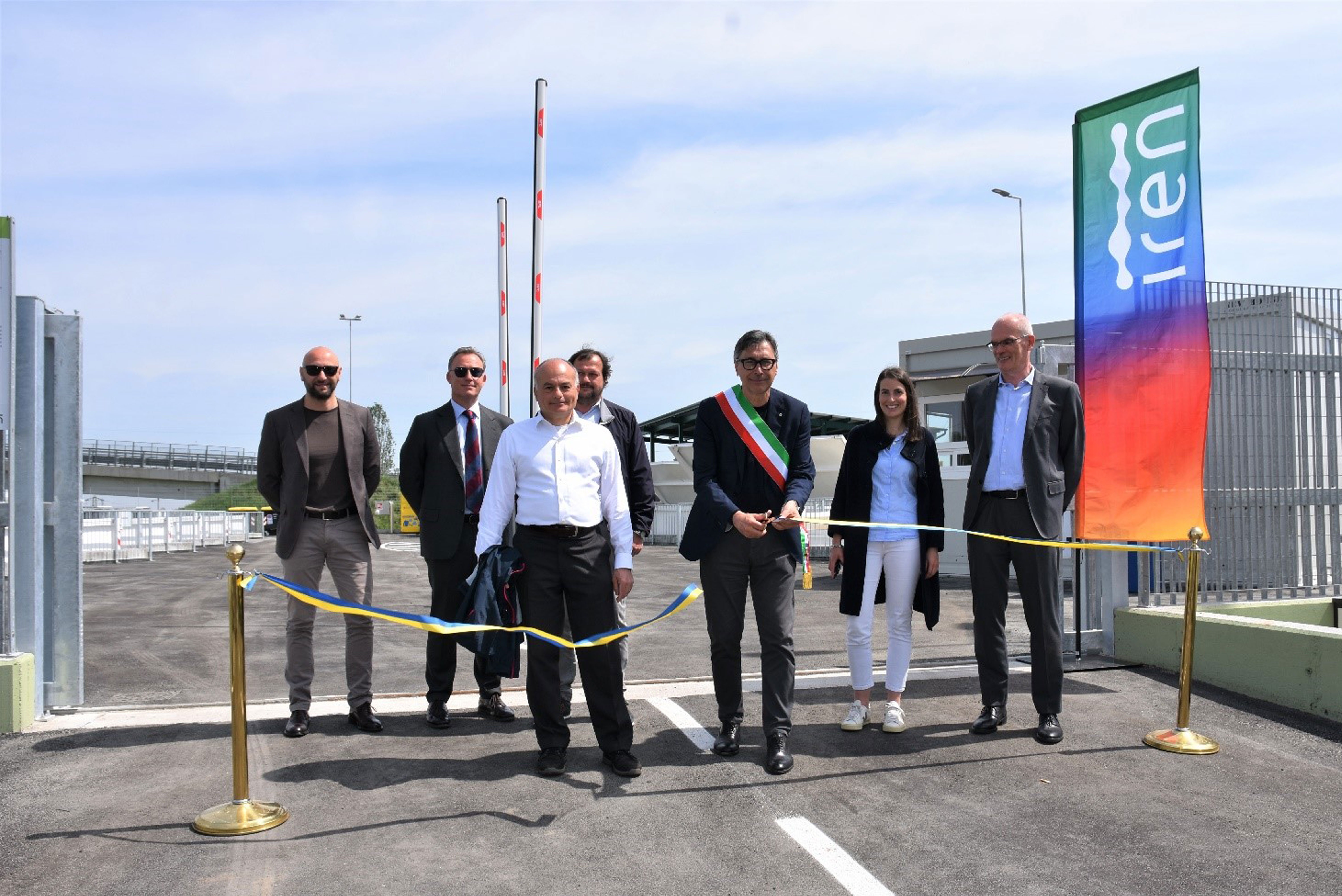 taglio del nastro al nuovo centro di raccolta di Parma