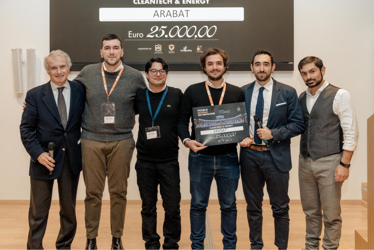 founder Arabat ritirano il premio al PNI