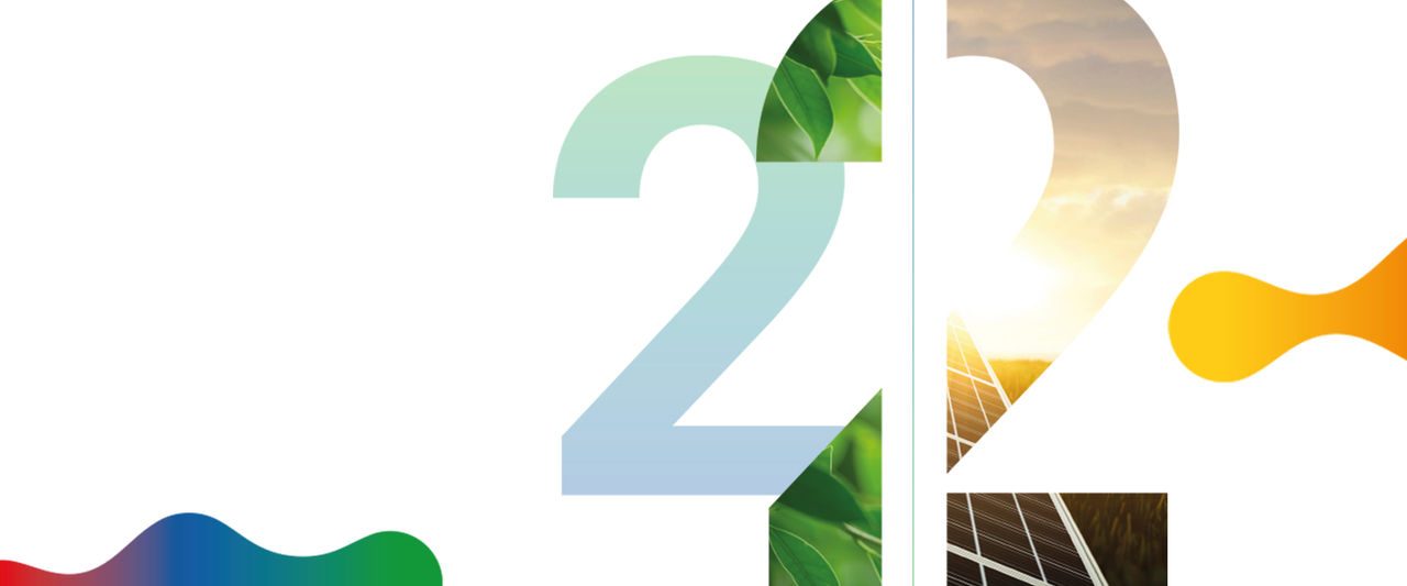 Numeri "22" legati alla copertina del Bilancio di sostenibilità 2022 con all'interno delle immagini evocative quali foglie e fotovoltaici